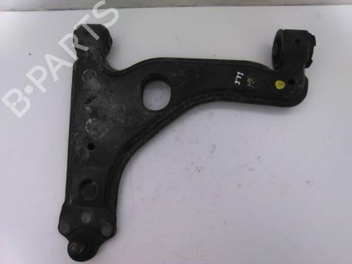 Used Left front suspension arm Left front suspension arm 19835797 19835797