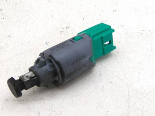 electronic-module-renault-megane-iii-combi-van-kz01-2009-2010-2011-2012-2013-2014-2015-28483374 main image