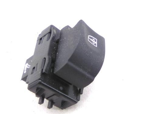 Used Switch Switch RENAULT MEGANE III Combi Van (KZ0/1) 1.5 dCi (106 hp) 28483376 28483376