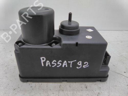 Used Electronic module Electronic module VW PASSAT B3/B4 (315, 3A5) 1.9 TD (75 hp) 22952656 22952656