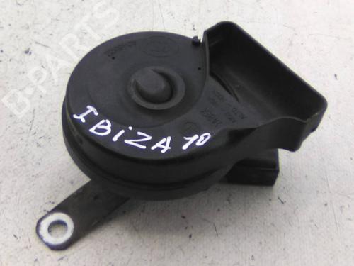 Used Horn Horn SEAT IBIZA IV (6J5, 6P1) 1.2 (60 hp) 19836426 19836426