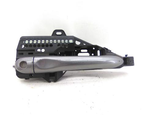 Used Front left exterior door handle Front left exterior door handle 20512861 20512861