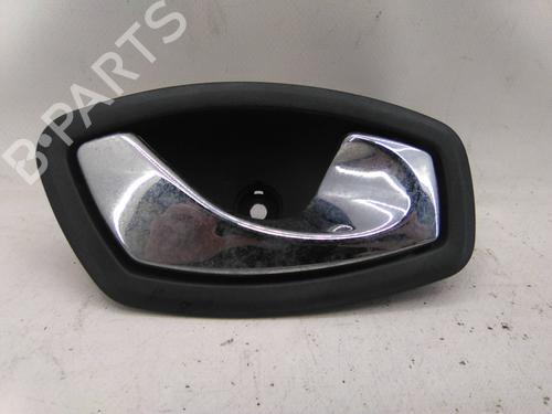 Used Front right interior door handle Front right interior door handle 20598801 20598801