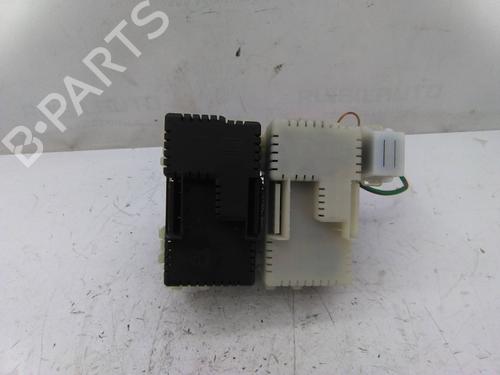 Used Fuse box Fuse box FORD MONDEO IV (BA7) 1.6 TDCi (115 hp) 19836697 19836697