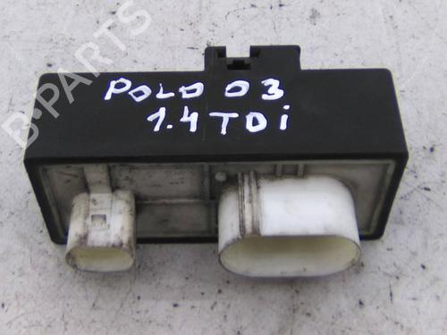 Used Electronic module Electronic module VW POLO IV (9N_, 9A_) 1.4 TDI (75 hp) 19836877 19836877