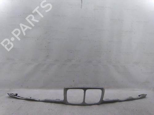 Used Grille Grille BMW 5 (E39) 525 i (192 hp) 22952730 22952730
