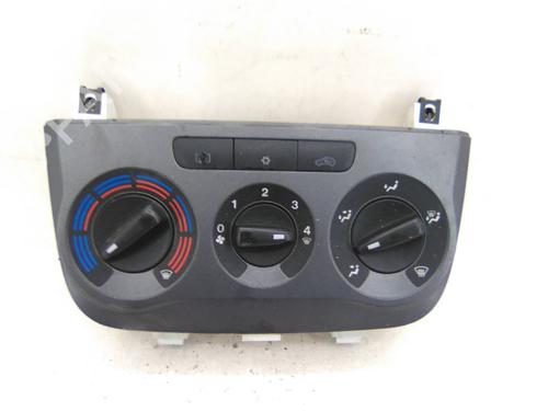 climate-control-fiat-grande-punto-199_-2005-29307084 main image