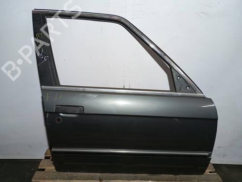 Dør højre fortil Dør højre fortil BMW 3 (E30) 318 i (105 hp) 22964794 22964794