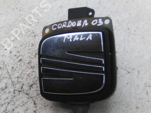 Used Tailgate handle Tailgate handle SEAT CORDOBA (6L2) 1.4 TDI (70 hp) 22337120 22337120