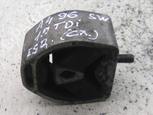 Used Gearbox mount Gearbox mount TOYOTA STARLET Estate (KP6_) [1978-1984] 24039618 24039618