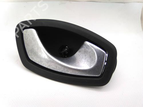 Højre bagtil invendig håndtag Højre bagtil invendig håndtag RENAULT LAGUNA III (BT0/1) 2.0 dCi (BT07, BT0J, BT14, BT1A, BT1S) (131 hp) 27500141 27500141