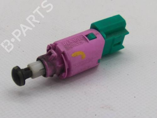 Used Electronic module Electronic module RENAULT LAGUNA III (BT0/1) 2.0 dCi (BT07, BT0J, BT14, BT1A, BT1S) (131 hp) 27544929 27544929