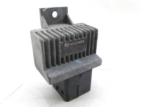 Used Switch Switch RENAULT LAGUNA III (BT0/1) 2.0 dCi (BT07, BT0J, BT14, BT1A, BT1S) (131 hp) 25118562 25118562