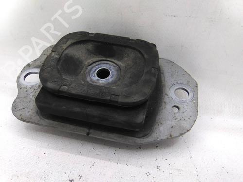 Used Engine mount Engine mount RENAULT LAGUNA III (BT0/1) 2.0 dCi (BT07, BT0J, BT14, BT1A, BT1S) (131 hp) 27544981 27544981
