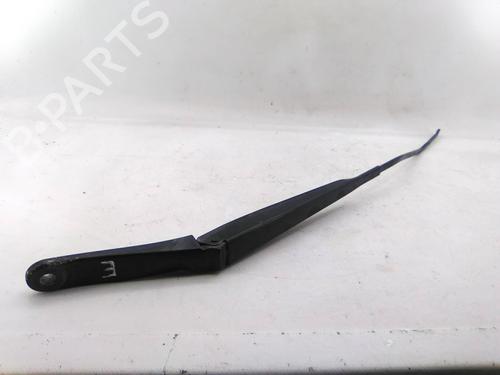 Used Front windshield wiper arm Front windshield wiper arm 27545015 27545015