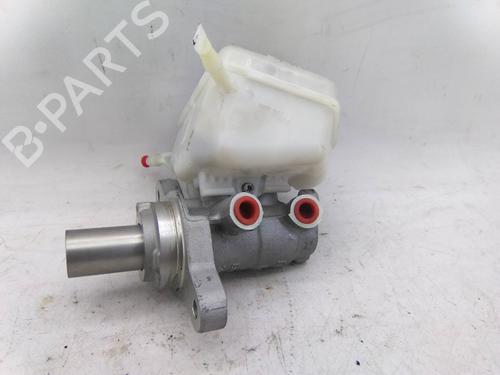Used Brake master cylinder Brake master cylinder BMW 3 (F30, F80) 320 d (163 hp) 19843058 19843058