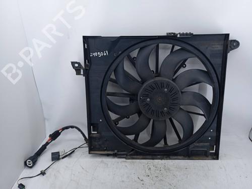 Used Radiator fan Radiator fan 19843155 19843155
