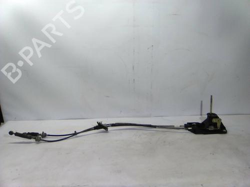 Selector da caixa Selector da caixa MITSUBISHI CARISMA Saloon (DA_) 1.9 DI-D (DA5A) (115 hp) 19846044 19846044