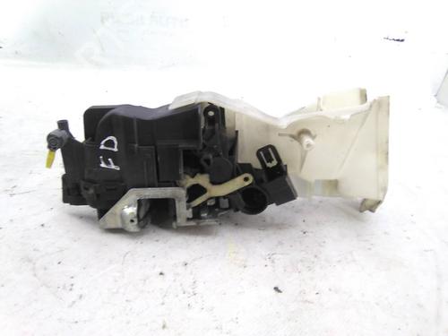 Used Front right lock Front right lock MERCEDES-BENZ E-CLASS T-Model (S210) E 250 T D (210.210) (113 hp) 22932964 22932964