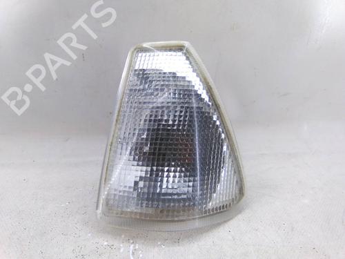 Used Left front indicator Left front indicator RENAULT 18 Variable (135_) 1.6 (1351) (79 hp) 26551211 26551211