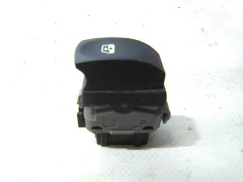 Used Switch Switch RENAULT CLIO III Grandtour (KR0/1_) 1.5 dCi (KR1C, KR1N) (103 hp) 19811240 19811240