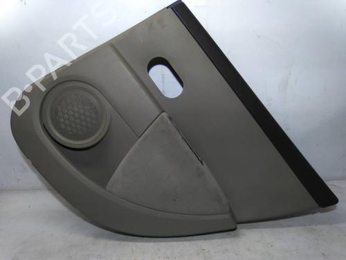 Bageste højre beklædning Bageste højre beklædning RENAULT CLIO III Grandtour (KR0/1_) 1.5 dCi (KR1C, KR1N) (103 hp) 19811264 19811264