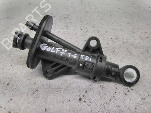 koblingspedal koblingspedal VW GOLF VII (5G1, BQ1, BE1, BE2) 1.6 TDI (105 hp) 19822651 19822651