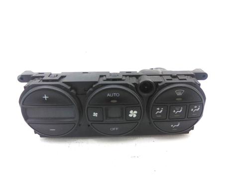 Used Climate control Climate control OPEL VECTRA B Estate (J96) 1.8 i 16V (F35) (116 hp) 19822796 19822796