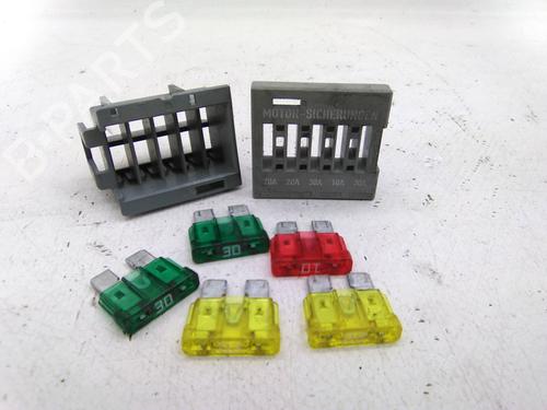 Used Fuse box Fuse box BMW 1 (E87) 118 d (136 hp) 22340182 22340182