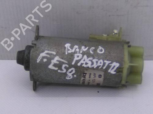 Used Electronic module Electronic module VW CC B7 (358) 2.0 TDI (136 hp) 24377108 24377108
