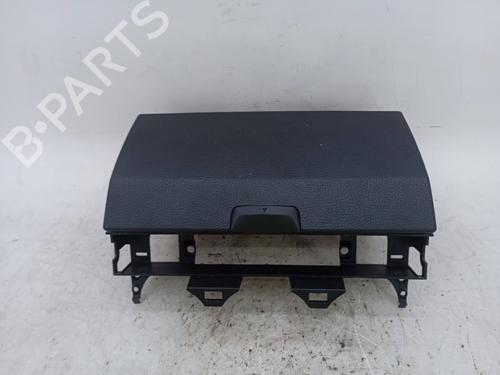 Portavasos/Objetos Portavasos/Objetos MAZDA 6 Hatchback (GG) 2.0 DI (GG14) (136 hp) 26402360 26402360