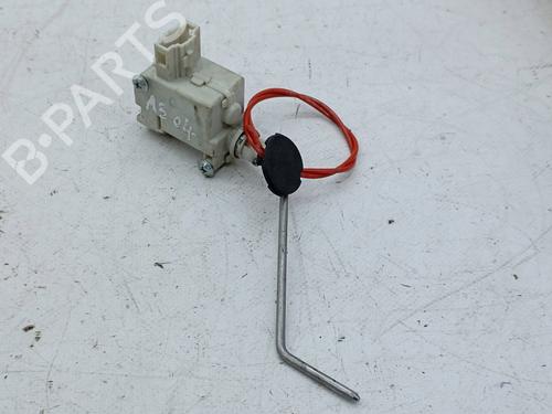 Fuel door actuator AUDI A3 (8P1) 2.0 TDI | BP24341388E18 - Image 2