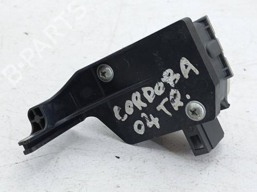 Used Electronic module Electronic module SEAT CORDOBA (6L2) 1.9 TDI (100 hp) 24335804 24335804