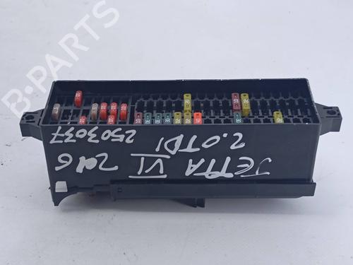 Used Fuse box Fuse box VW JETTA IV (162, 163, AV3, AV2) 2.0 TDI (110 hp) 27500184 27500184
