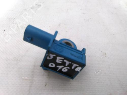 Used Electronic module Electronic module VW JETTA IV (162, 163, AV3, AV2) 2.0 TDI (110 hp) 26966356 26966356