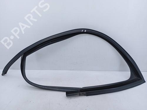 Gummiliste Gummiliste VW JETTA IV (162, 163, AV3, AV2) 2.0 TDI (110 hp) 27500204 27500204