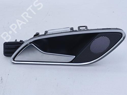 rear-left-interior-door-handle-audi-q3-8ub-8ug-2011-2012-2013-2014-2015-2016-2017-2018-2019-2020-28194398 main image