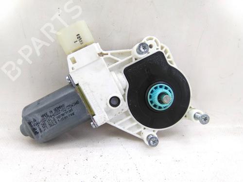 Used Left front window motor Left front window motor BMW 5 (F10) 520 d (200 hp) 28059050 28059050