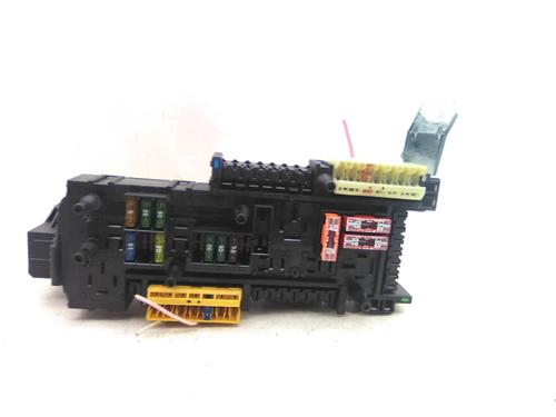 Used Fuse box Fuse box MERCEDES-BENZ C-CLASS T-Model (S204) C 220 CDI (204.202) (163 hp) 27305910 27305910