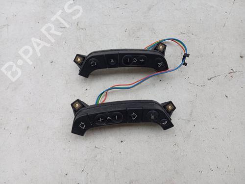 Used Steering wheel controls Steering wheel controls 25127035 25127035