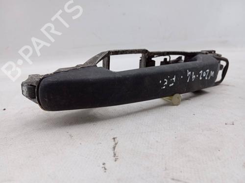 Used Front left exterior door handle Front left exterior door handle 25127158 25127158