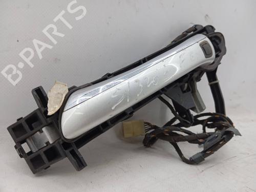 Used Front left exterior door handle Front left exterior door handle 25215982 25215982