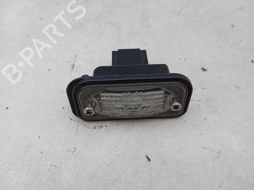 Nummerpladelys Nummerpladelys MERCEDES-BENZ C-CLASS (W203) C 220 CDI (203.006) (136 hp) 25344582 25344582