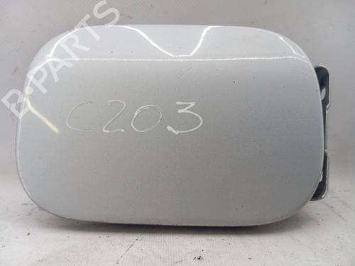 Used Fuel flap Fuel flap MERCEDES-BENZ C-CLASS (W203) C 220 CDI (203.006) (136 hp) 26011167 26011167