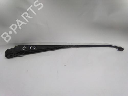 Used Front windshield wiper arm Front windshield wiper arm BMW 3 (E30) 320 i (125 hp) 26011237 26011237