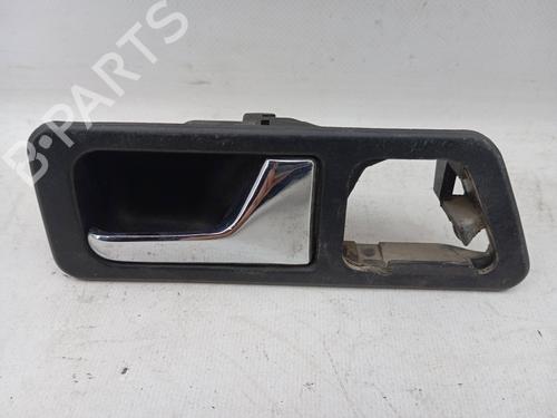 Used Rear right interior door handle Rear right interior door handle 26011249 26011249