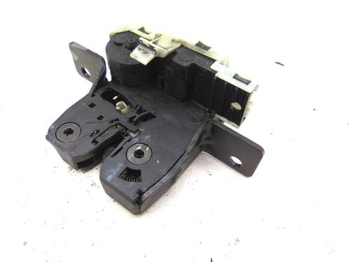 tailgate-lock-renault-megane-ii-estate-km01_-2003-2004-2005-2006-2007-2008-2009-2010-2011-2012-29213819 main image