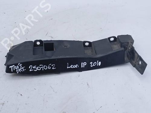 rear-bumper-bracket-seat-leon-1p1-2005-2006-2007-2008-2009-2010-2011-2012-2013-27836012 main image