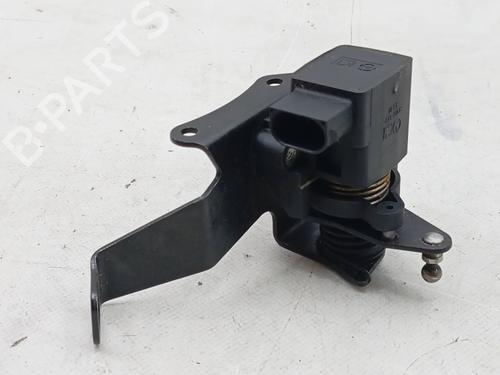 Used Pedal Pedal MERCEDES-BENZ C-CLASS (W202) C 220 D (202.121) (95 hp) 27895424 27895424