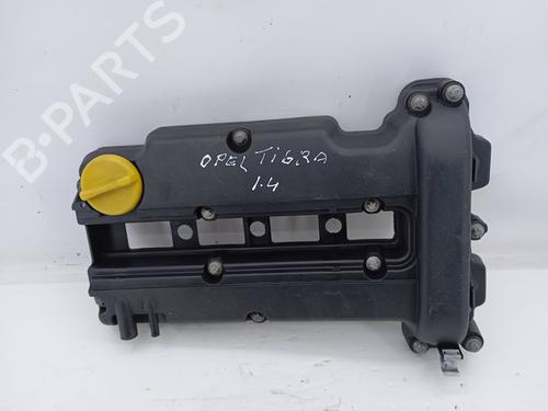 Used Valve cover Valve cover 28130434 28130434